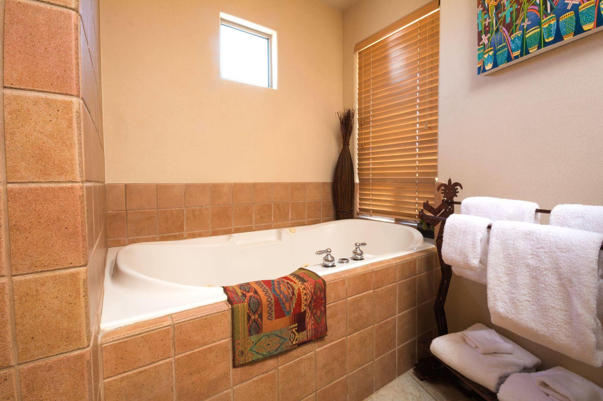Hotel At Eagle Mountain 3*