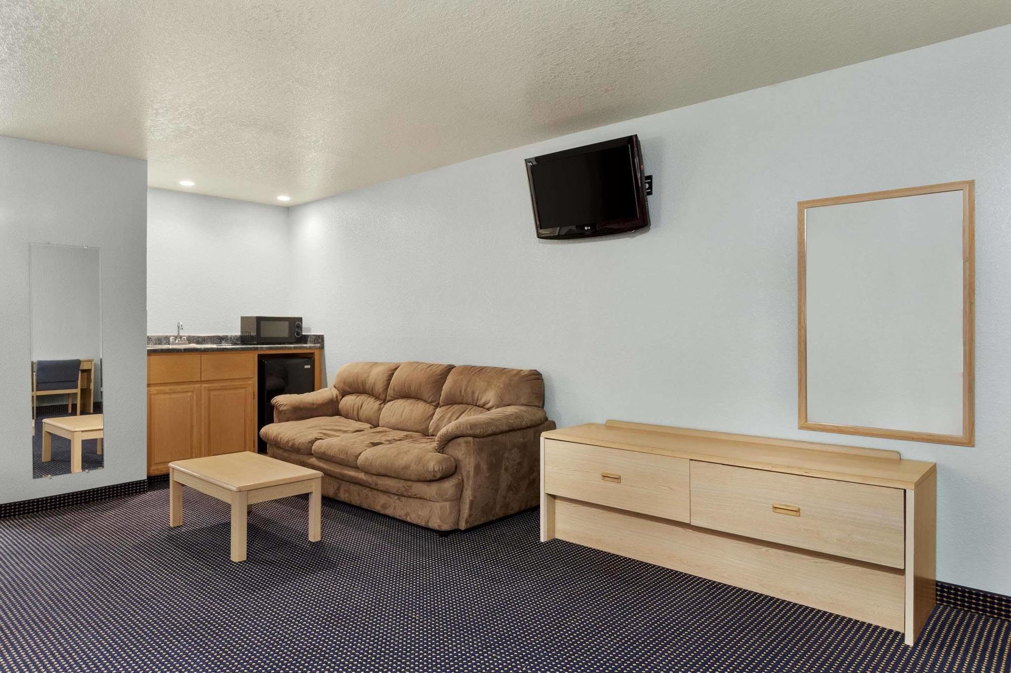 Howard Johnson By Wyndham Hotel 2*