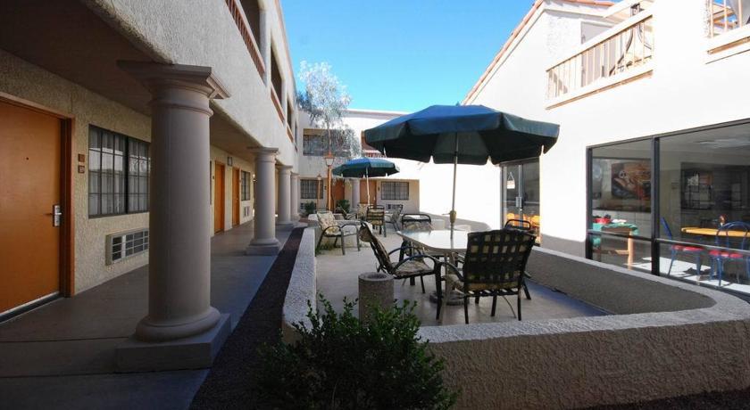 Ramada East 3*