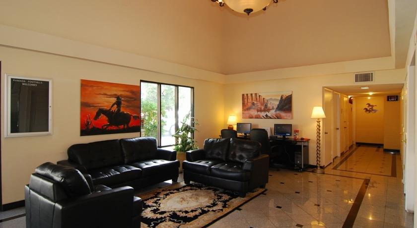 Ramada East Hotel 3*