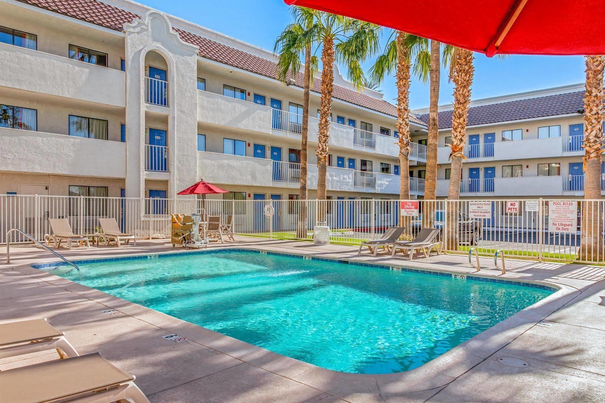 6-phoenix, Az - West