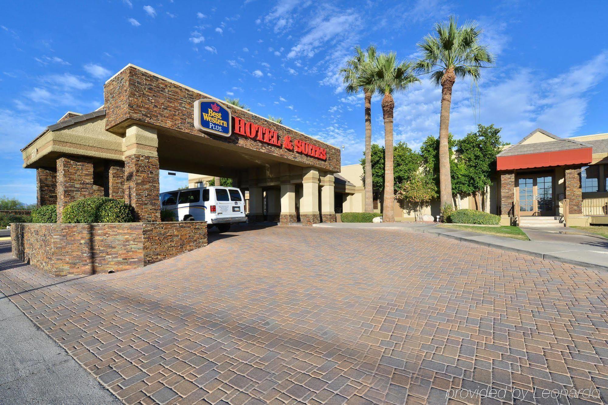 Hotel Wyndham Airport & Conference Center Tucson