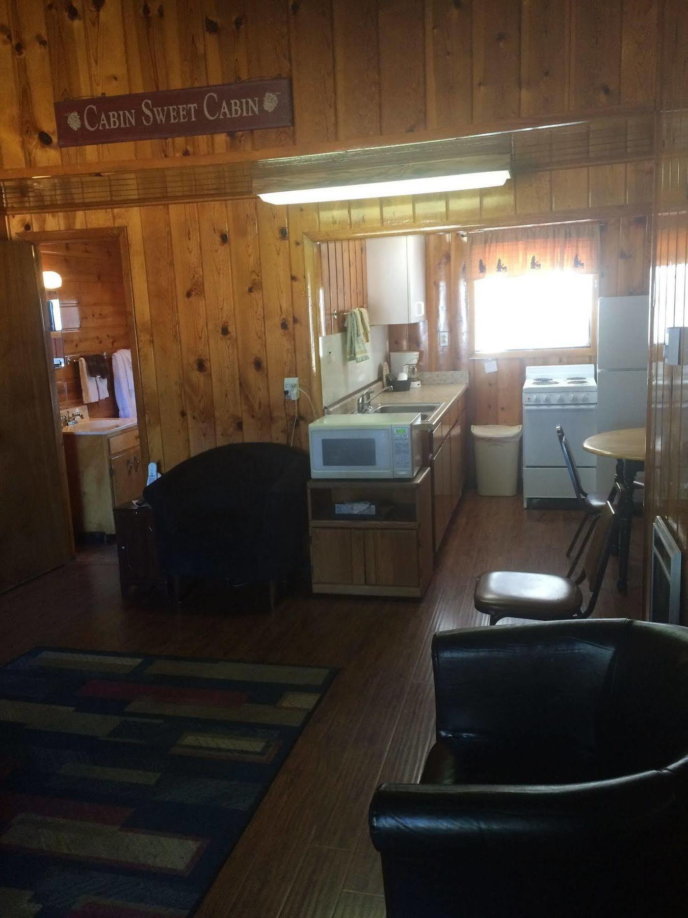Double B Lodge