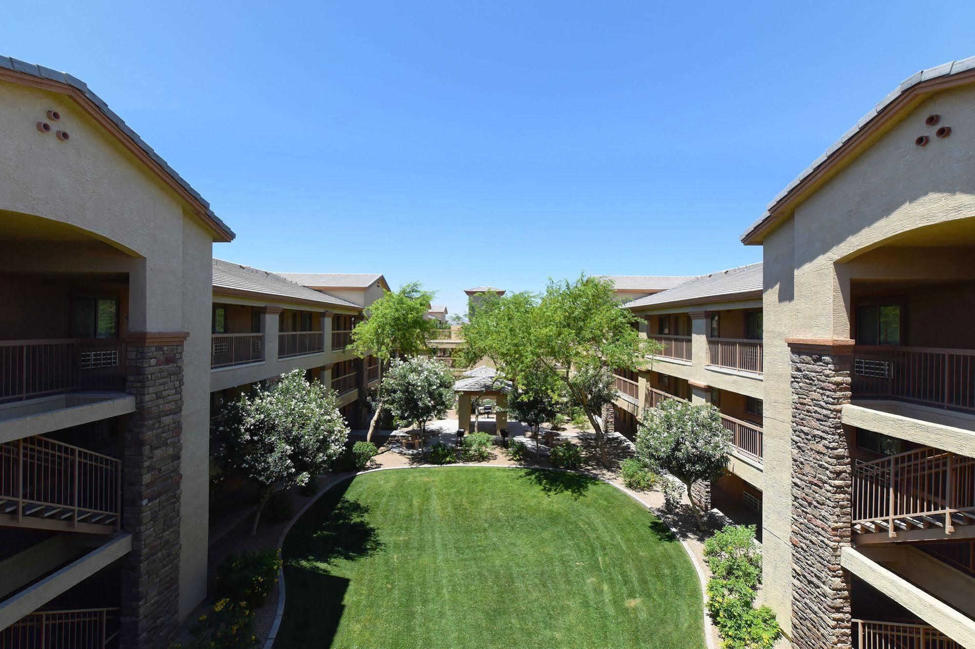 Siegel Select (adults Only) 2*