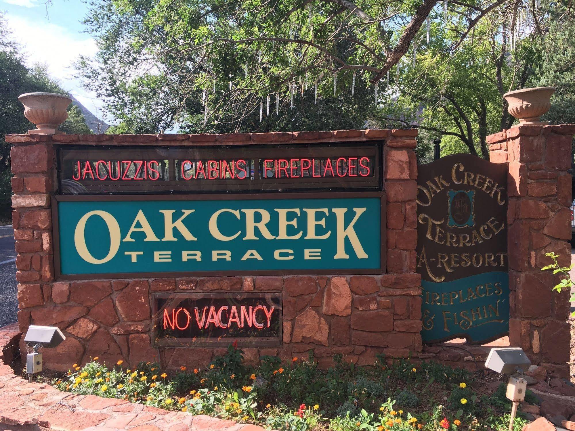 Lodge Oak Creek Terrace *