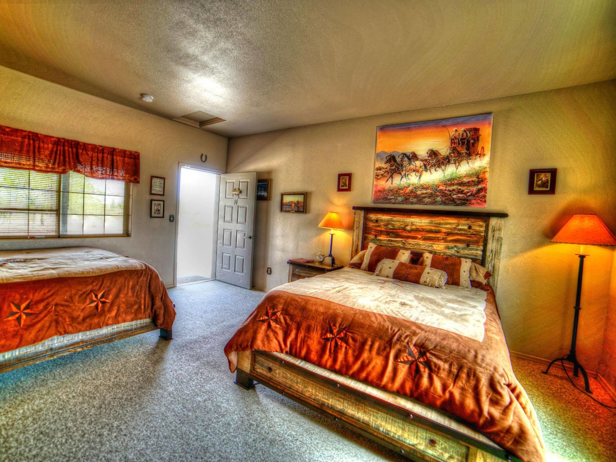 Stagecoach Trails Guest Ranch 4* Yucca