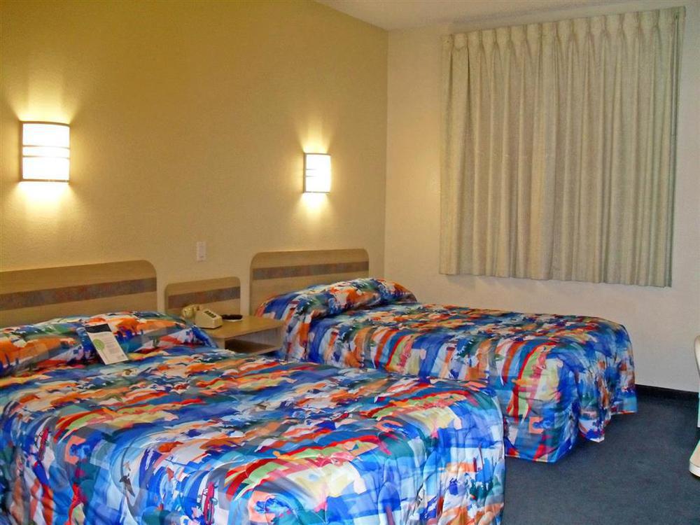 Hotel 6-benson, Az