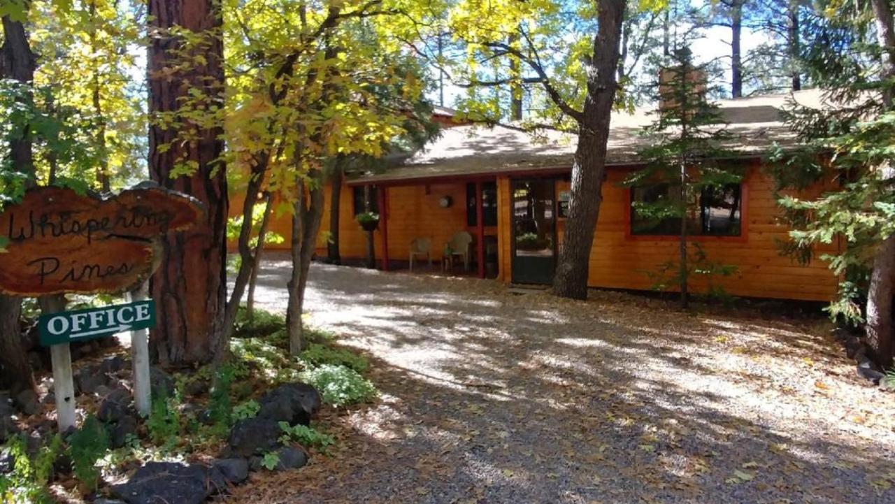 Whispering Pines Lodge *