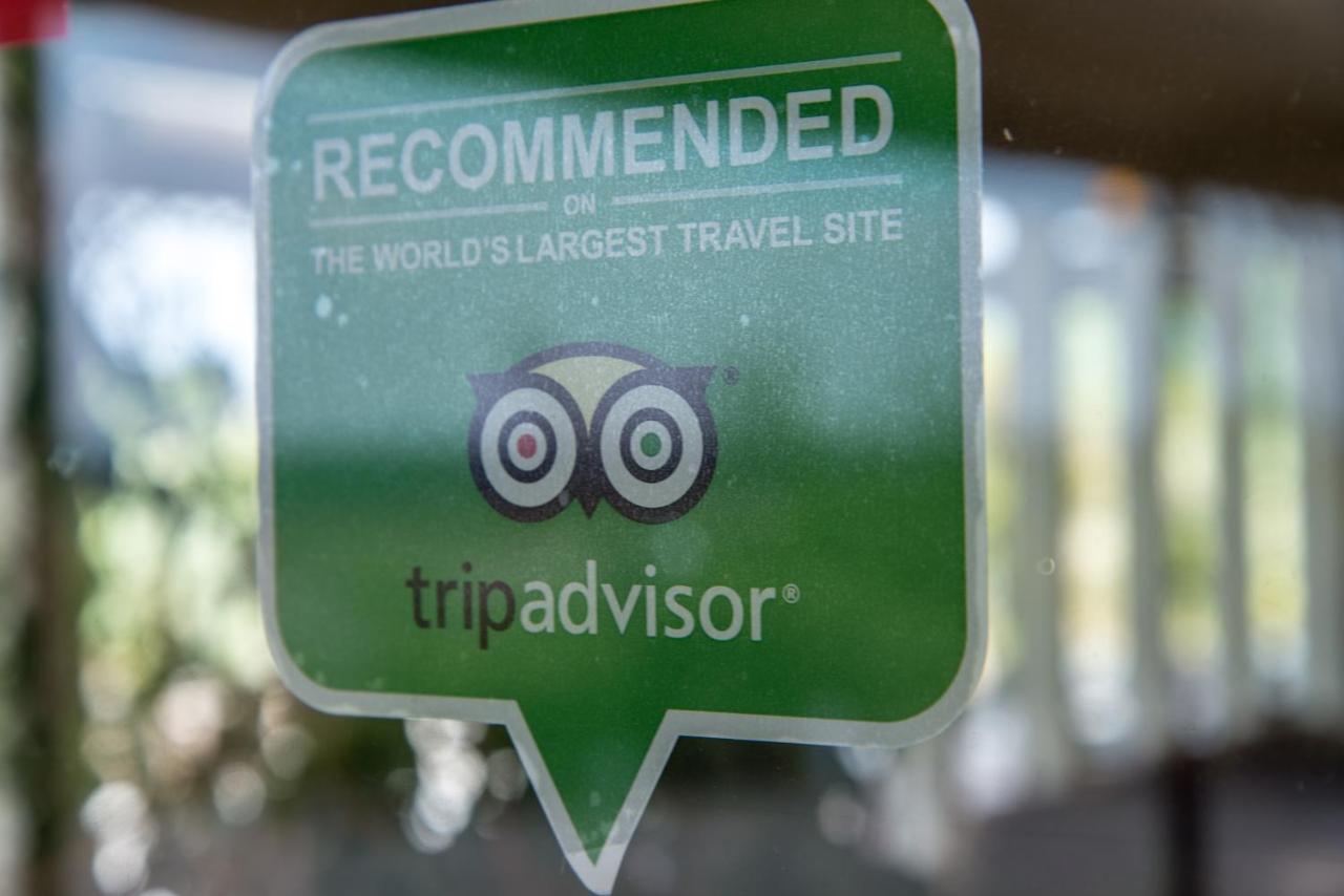 Landmark Lookout 4* Tombstone