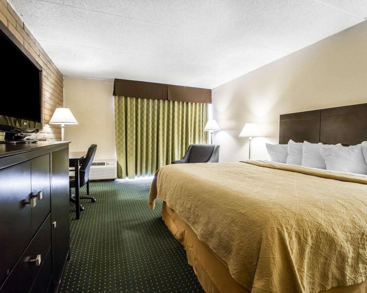 Quality Near Ft Huachuca 2*