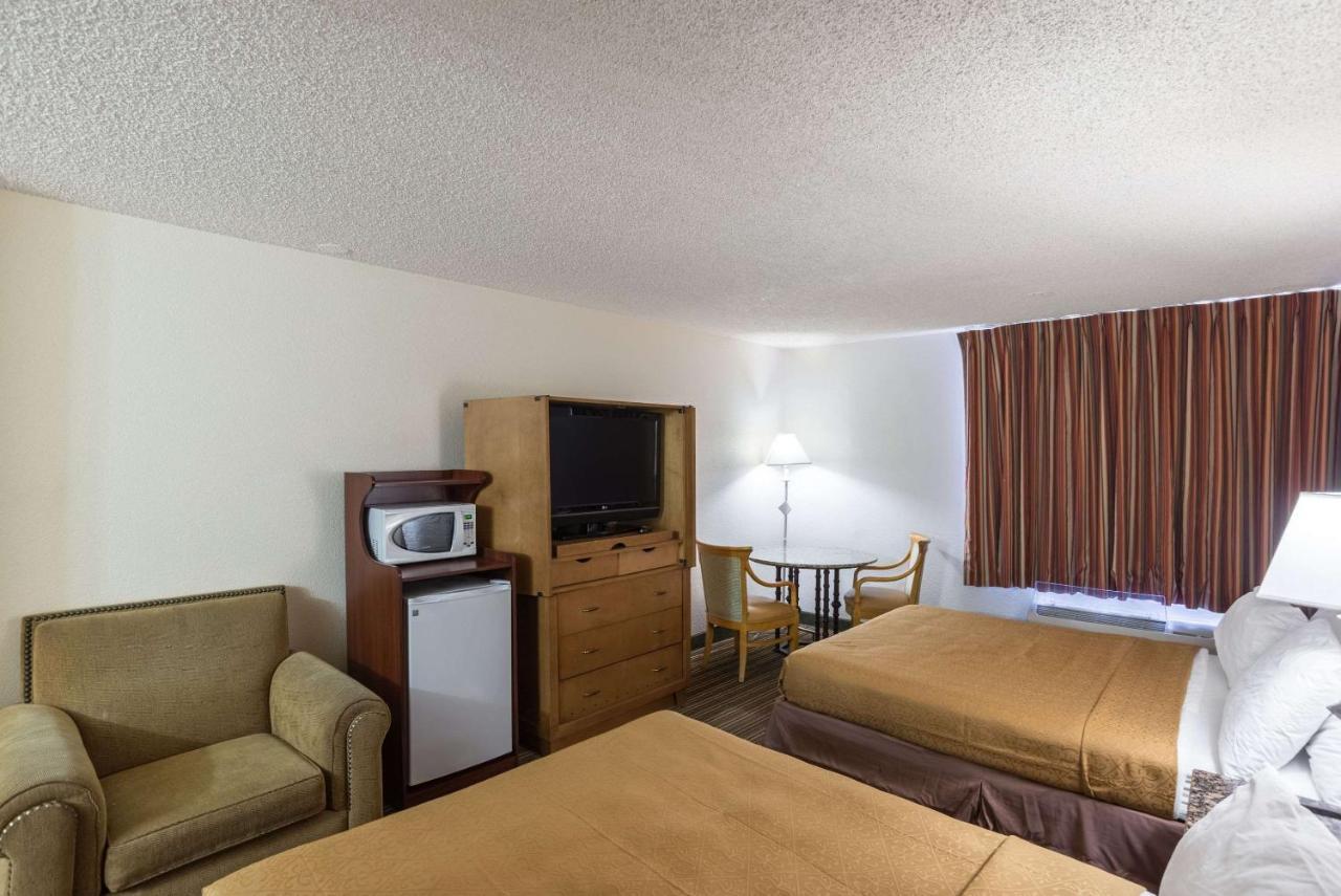 Bluestone Eloy -casa Grande Hotel