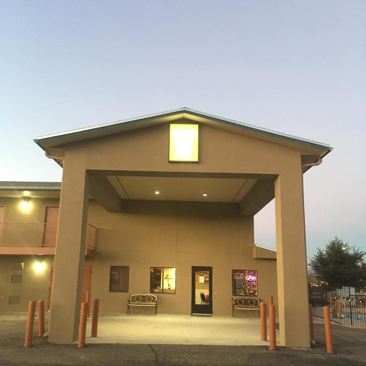 Copper Az I-10 Exit 304 Hotel Benson