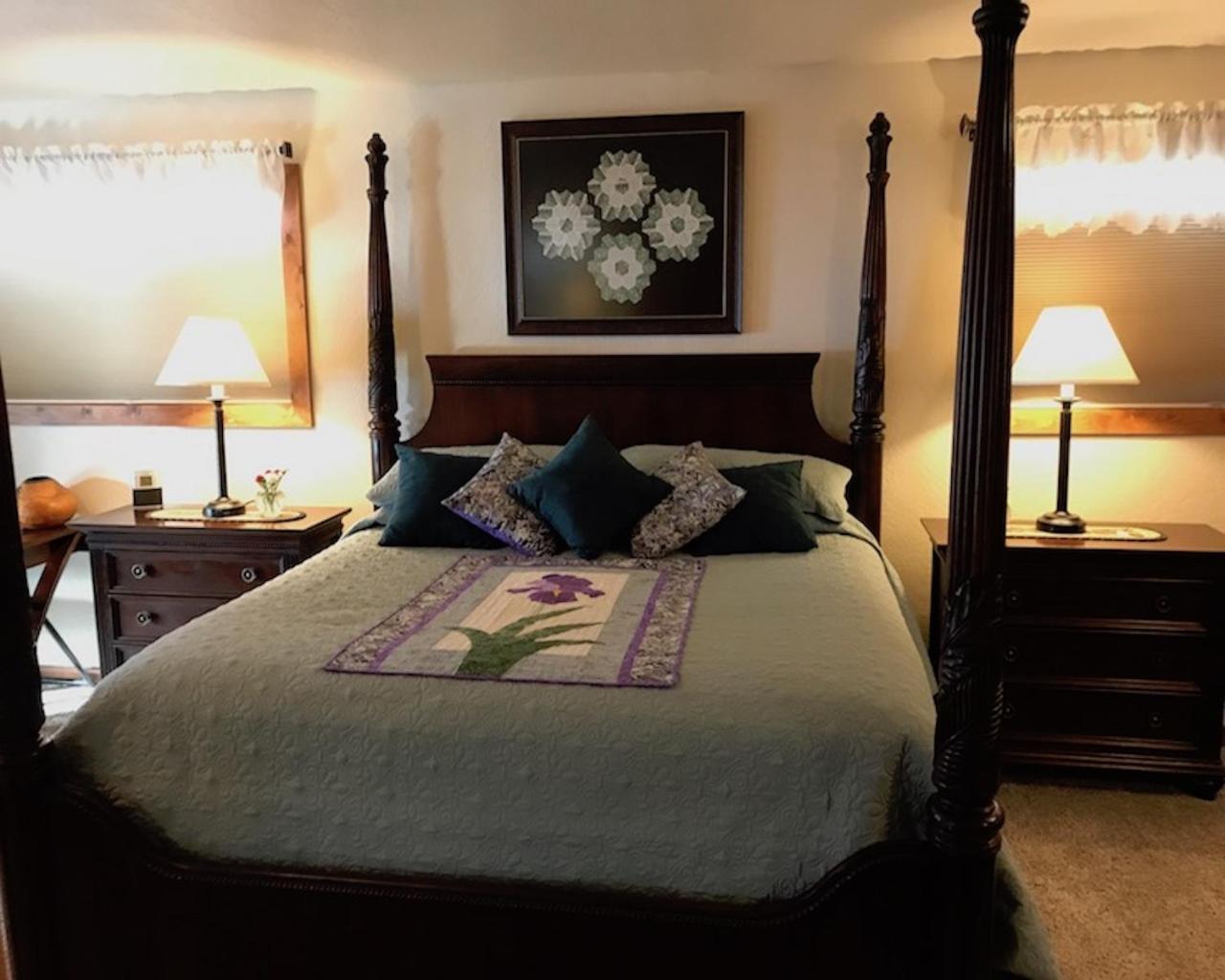 Beeline Bed & Breakfast