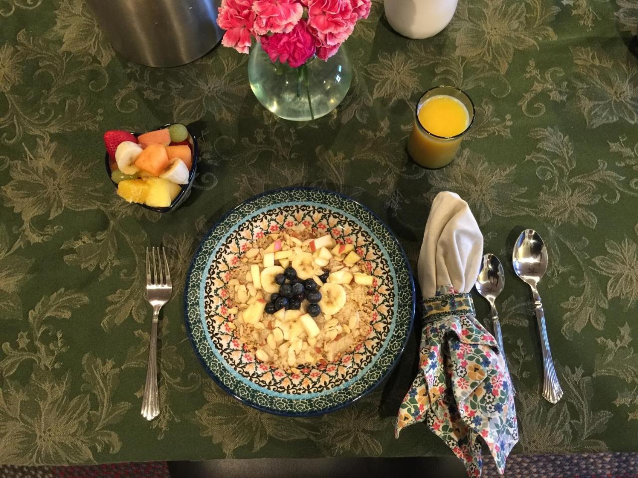 Beeline Bed & Breakfast 3*