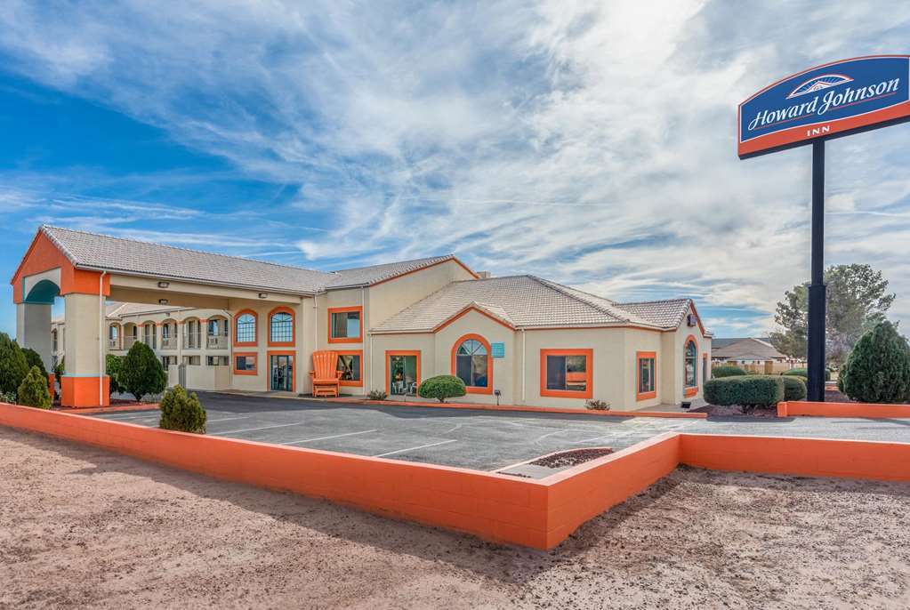 Howard Johnson By Wyndham Hotel