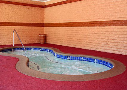Hotel 6 Az Near Downtown & Sloan Park 4*