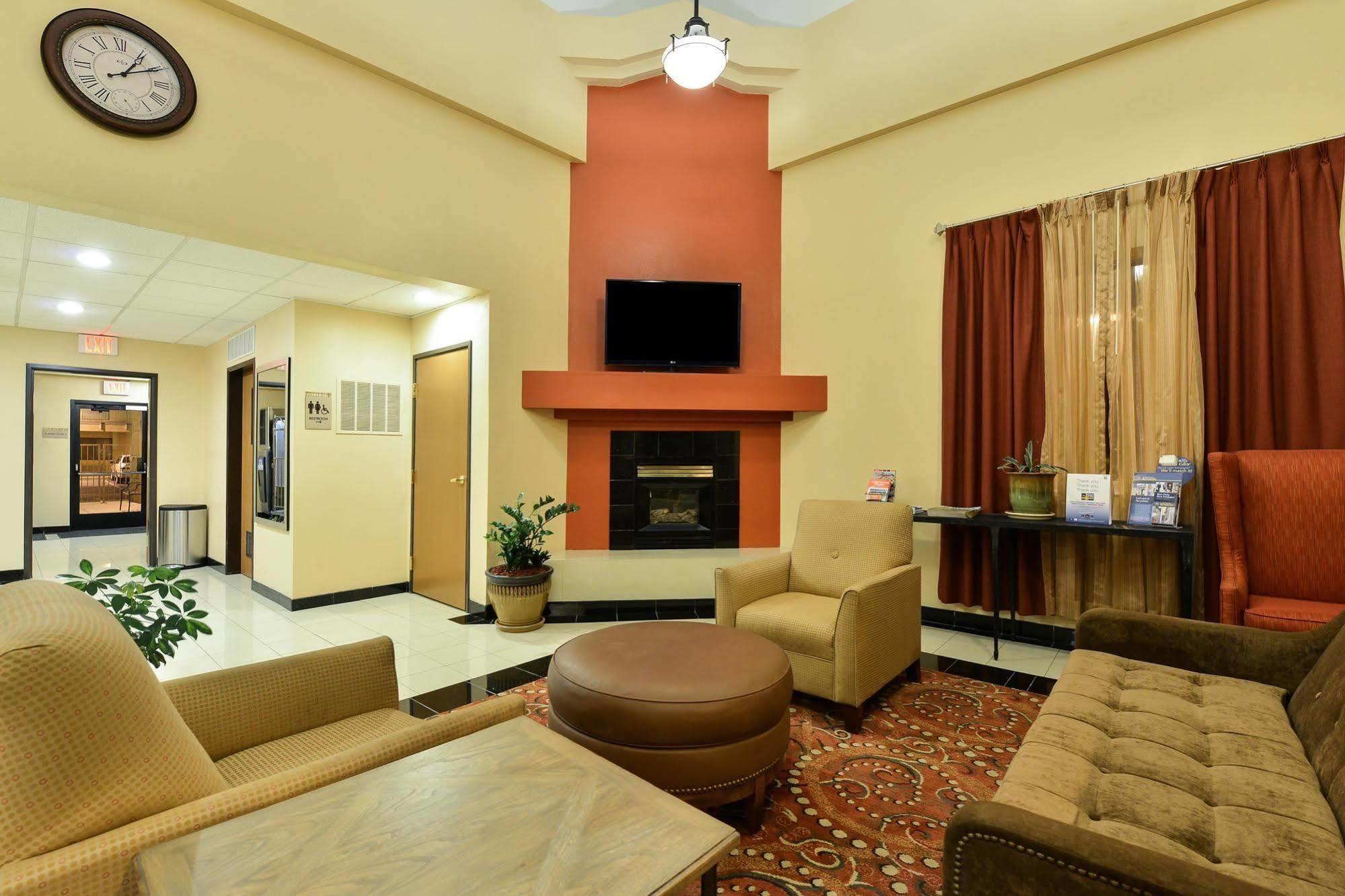 Western Gold Poppy Hotel Tucson