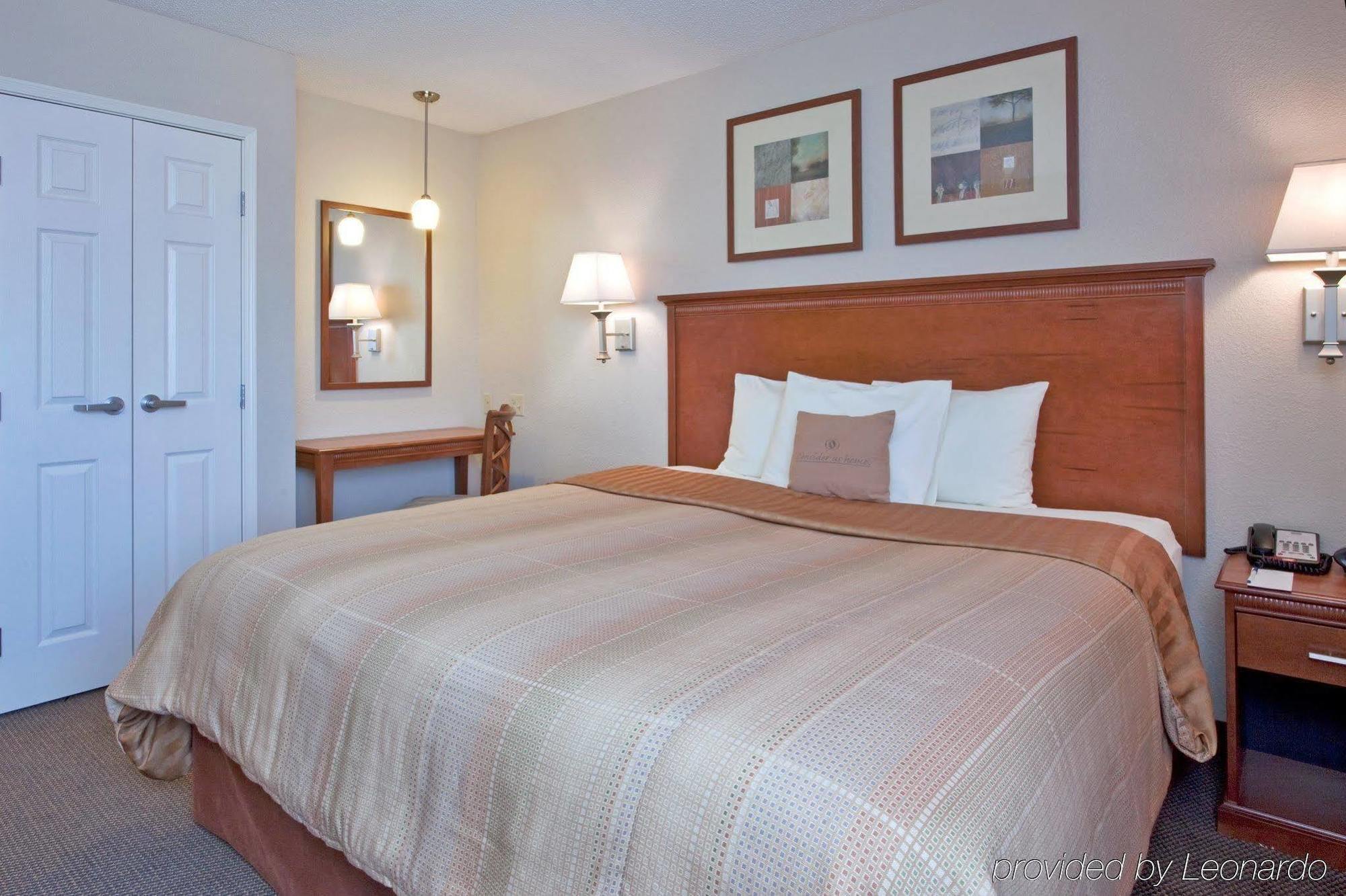 Candlewood By Ihg Nogales