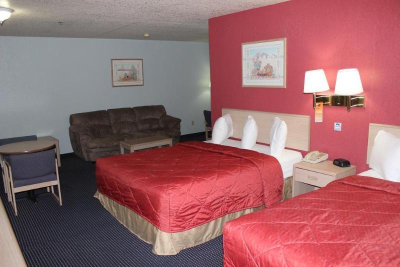 Howard Johnson By Wyndham