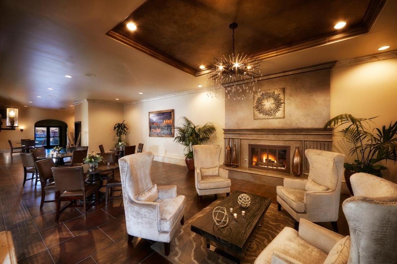 The Scottsdale Plaza &
