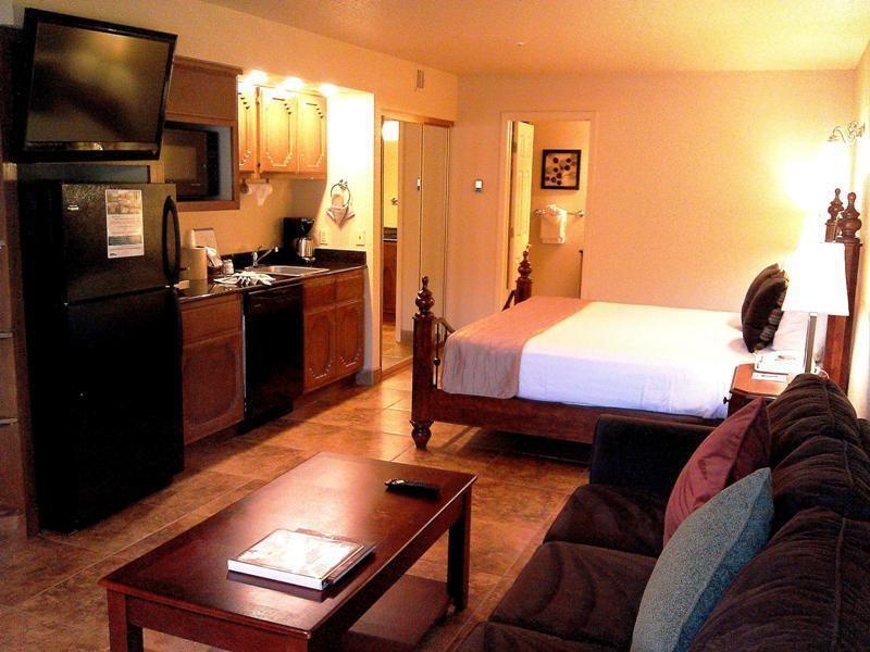 Hotel Springs