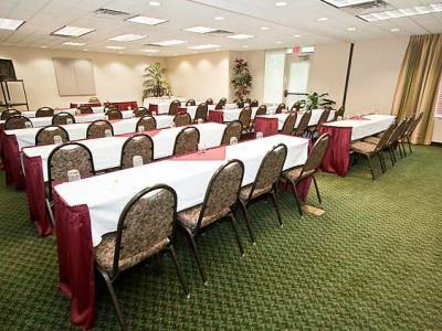 Fairfield & Midtown Hotel 3*
