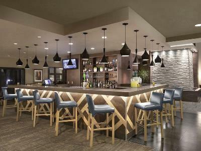 Hotel Embassy By Hilton Phoenix Tempe