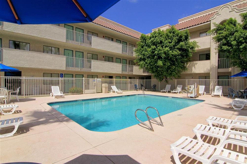 Hotel 6-phoenix, Az - West
