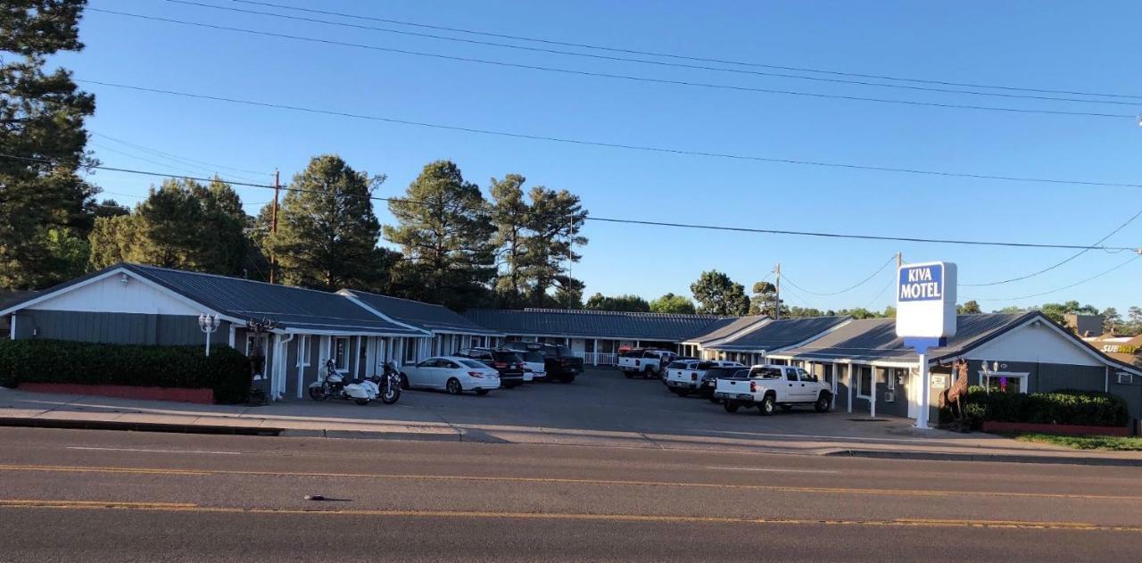 Kiva Motel Show Low