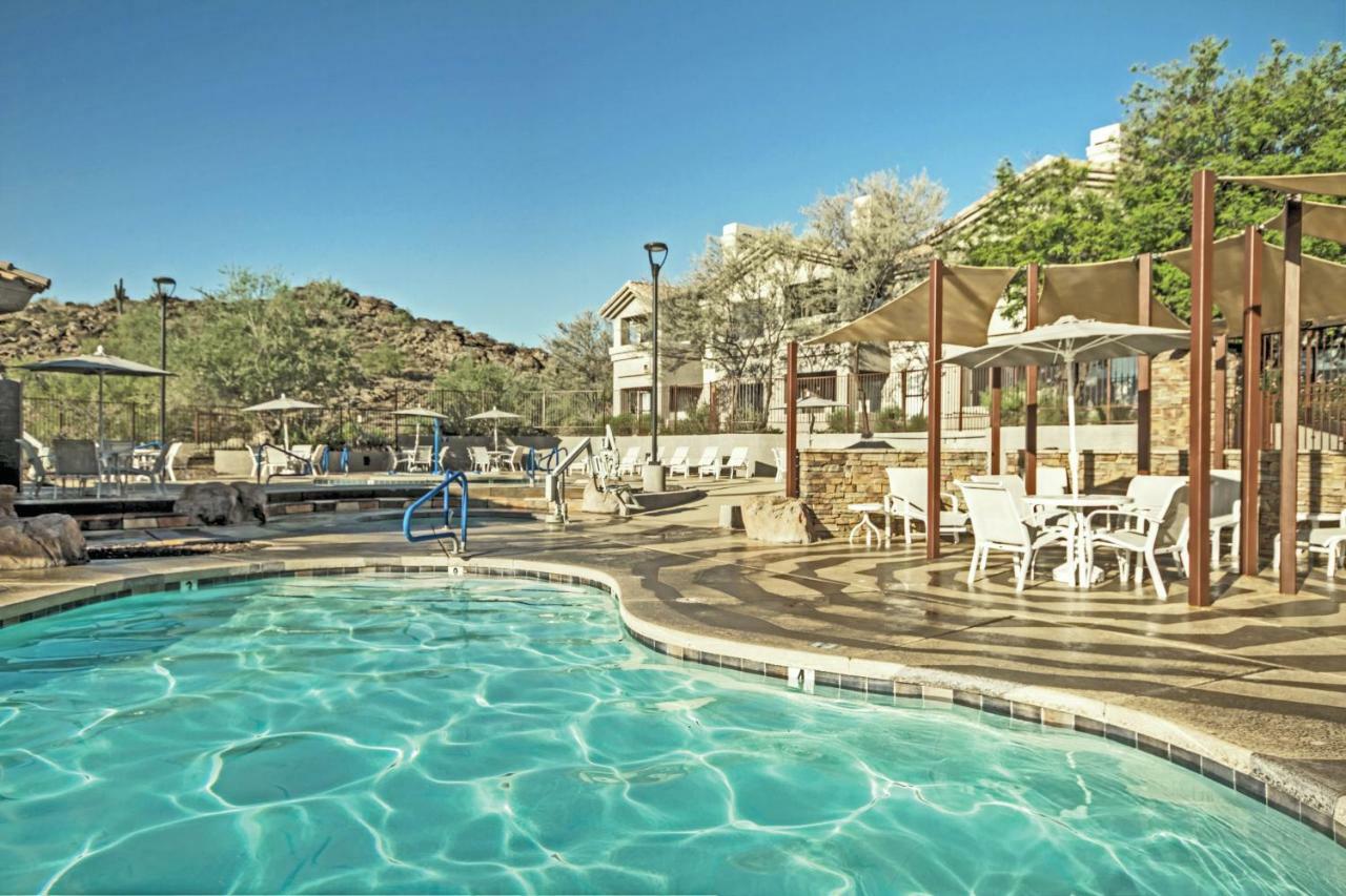 Raintree At South Mountain Preserve Hotel