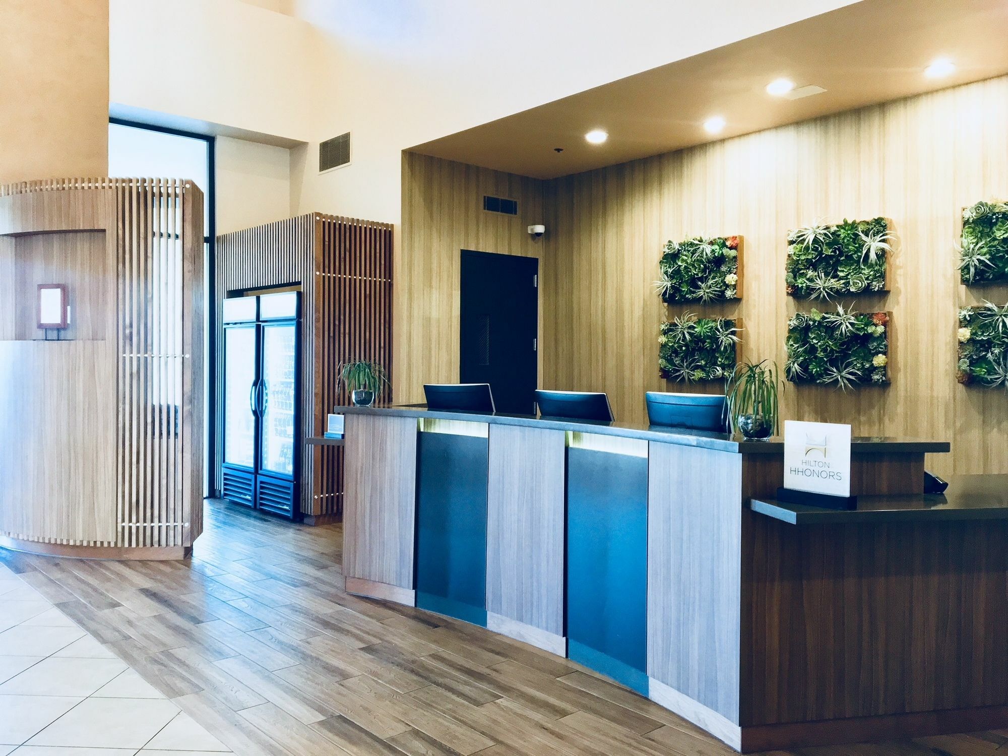 Embassy By Hilton Scottsdale Hotel 3*