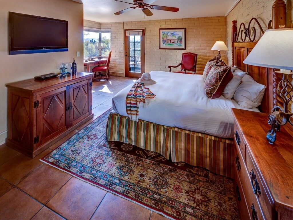 Resort Hacienda Del Sol Guest Ranch