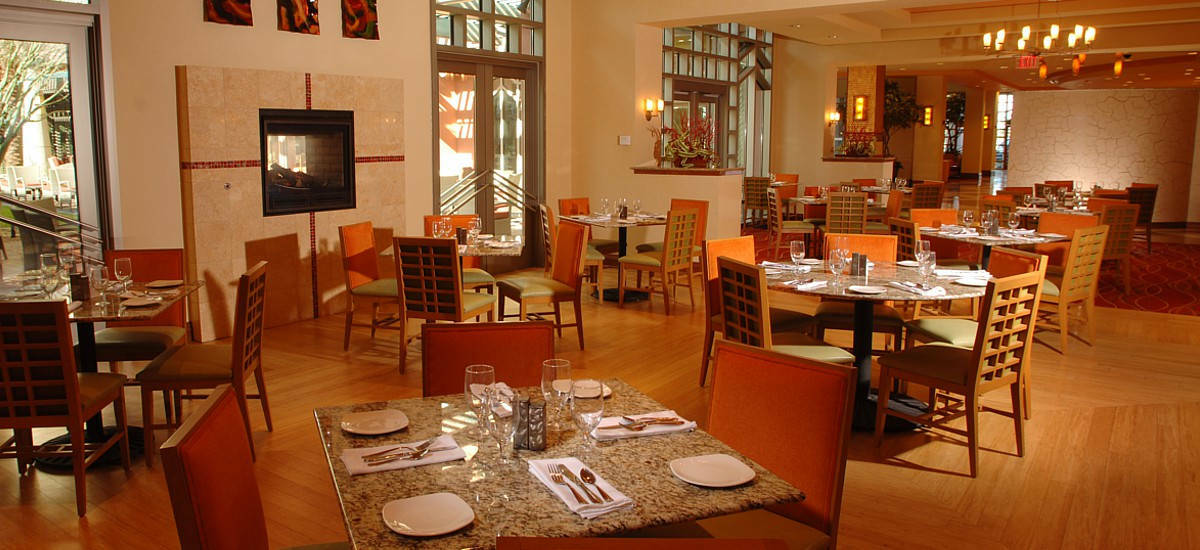 Hotel Renaissance Phoenix & Conference Center 4*