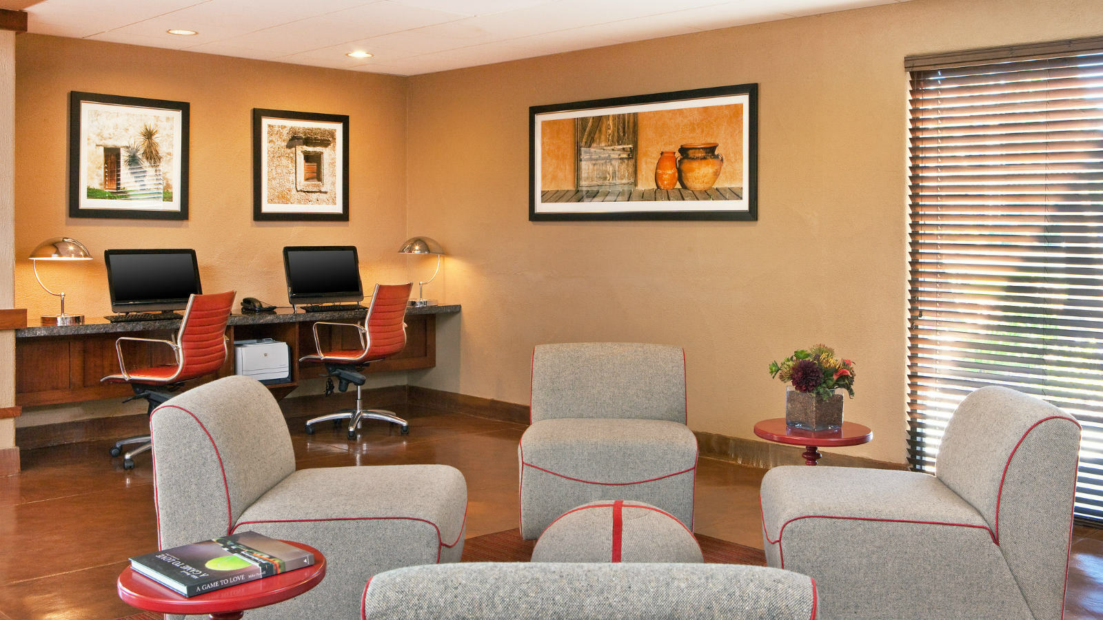 Four Points By Sheraton Airport Hotel