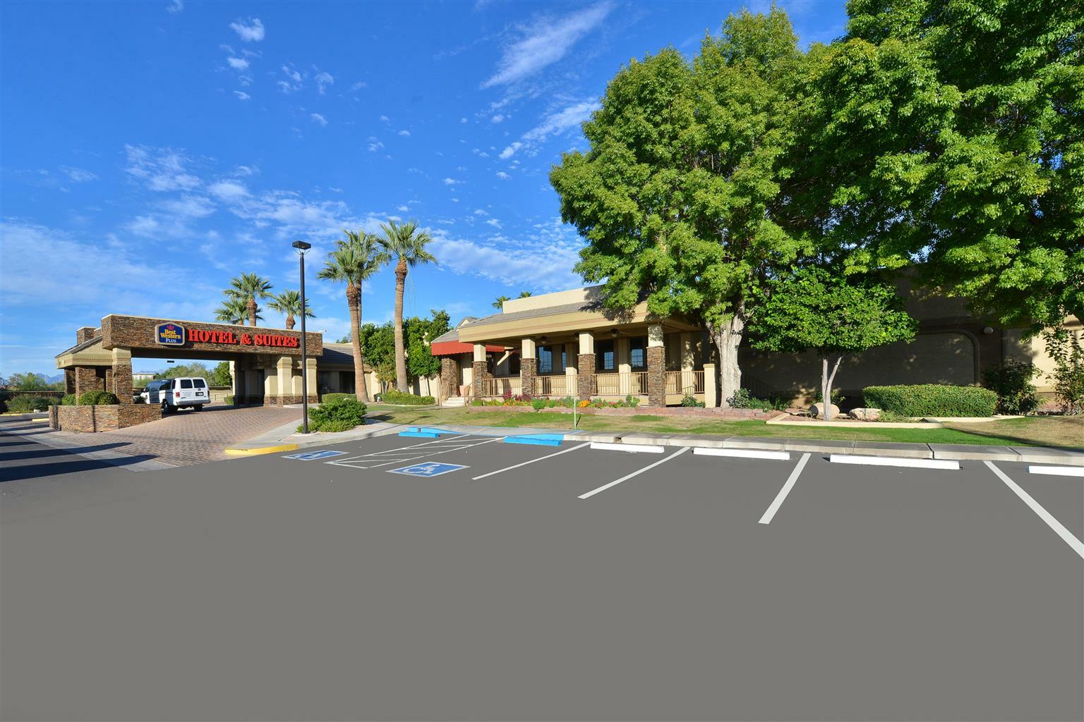 Wyndham Airport & Conference Center Hotel Tucson