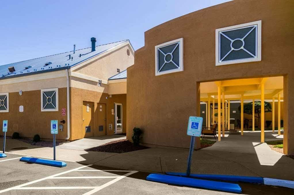 Inn Quality Near Grand Canyon 3*
