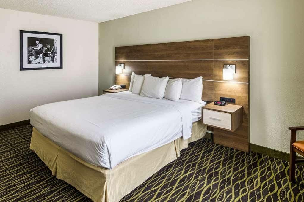 Quality Near Grand Canyon Inn 3*
