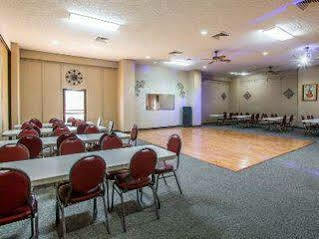 Hotel Lux Cottonwood