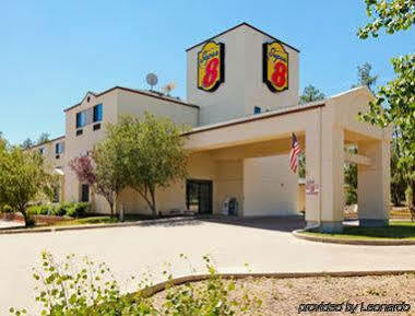 Super 8 By Wyndham Show Hotel 2*
