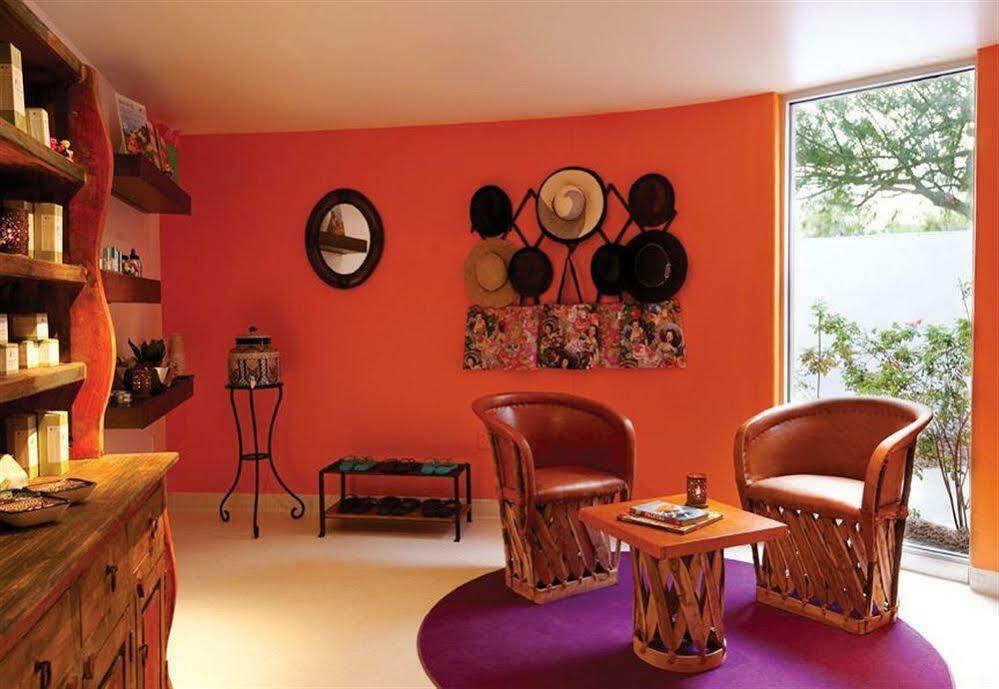 The Monarch Hotel 3*
