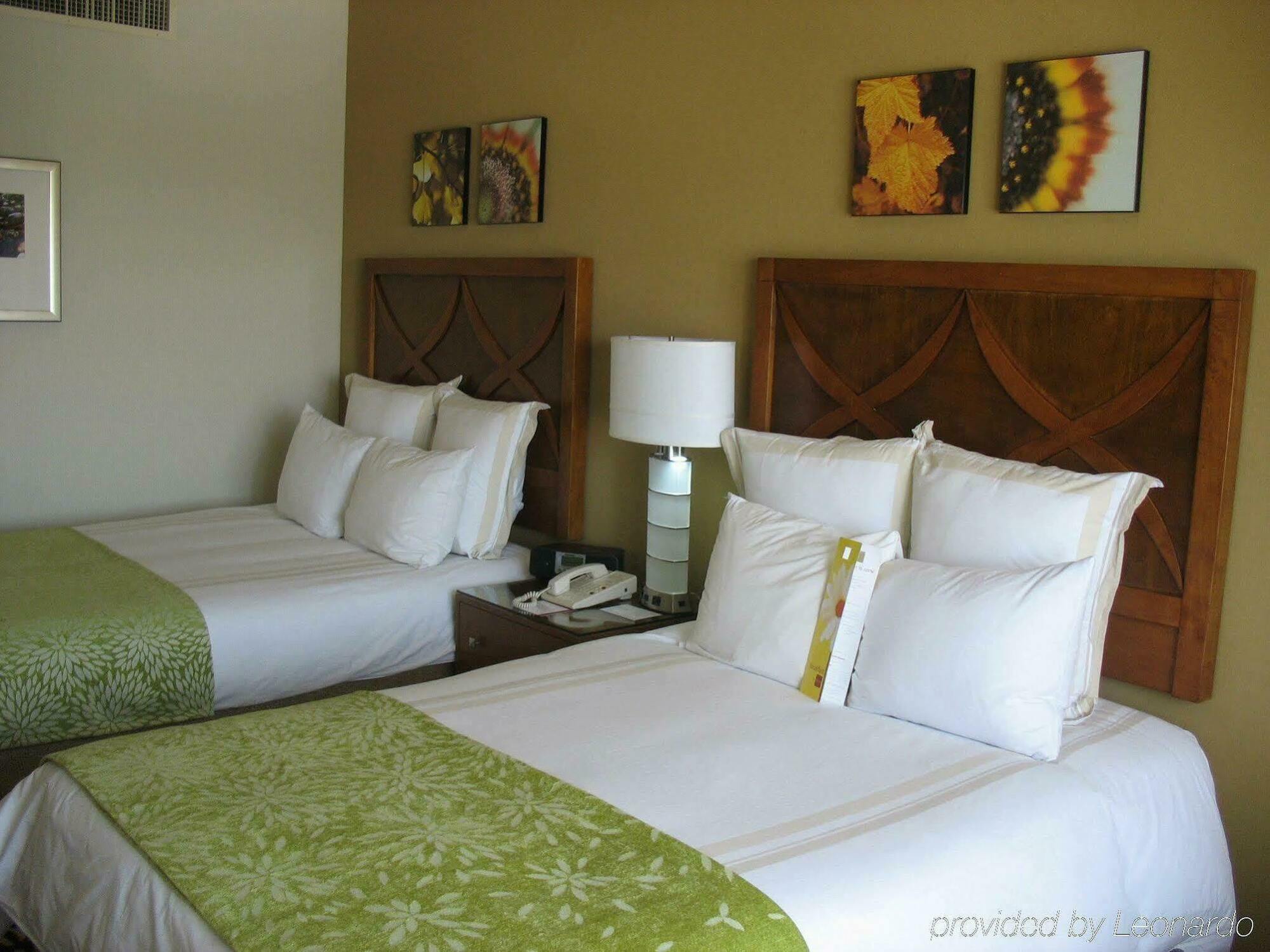 Delta By Marriott Phoenix Hotel
