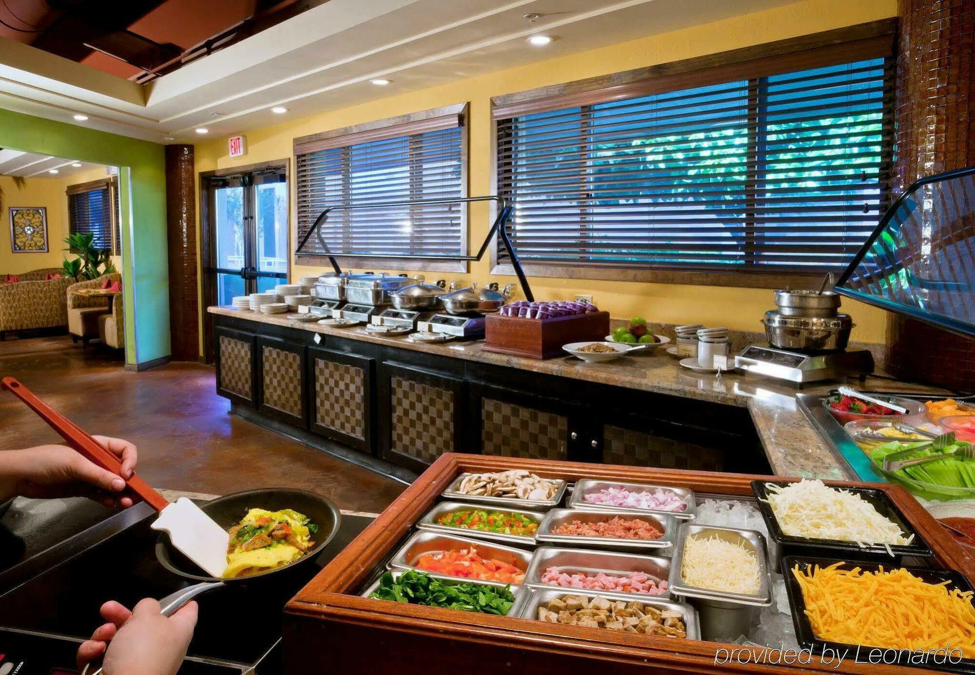 Delta By Marriott Phoenix 3*