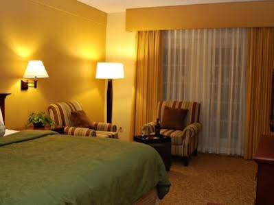 Country & By Radisson, Mesa, Az Hotel