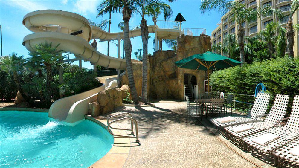 Sheraton Crescent Hotel 3*