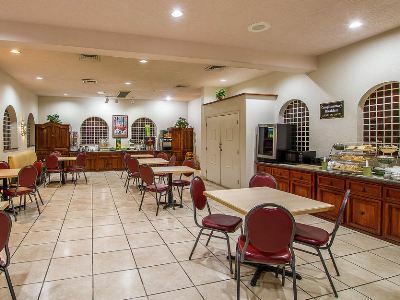 Hotel Lux Cottonwood