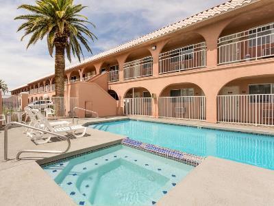 Hotel Days By Wyndham Bullhead 2*