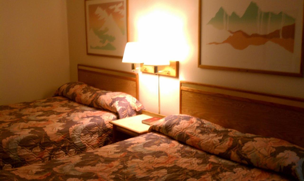 Hotel Colorado River Value