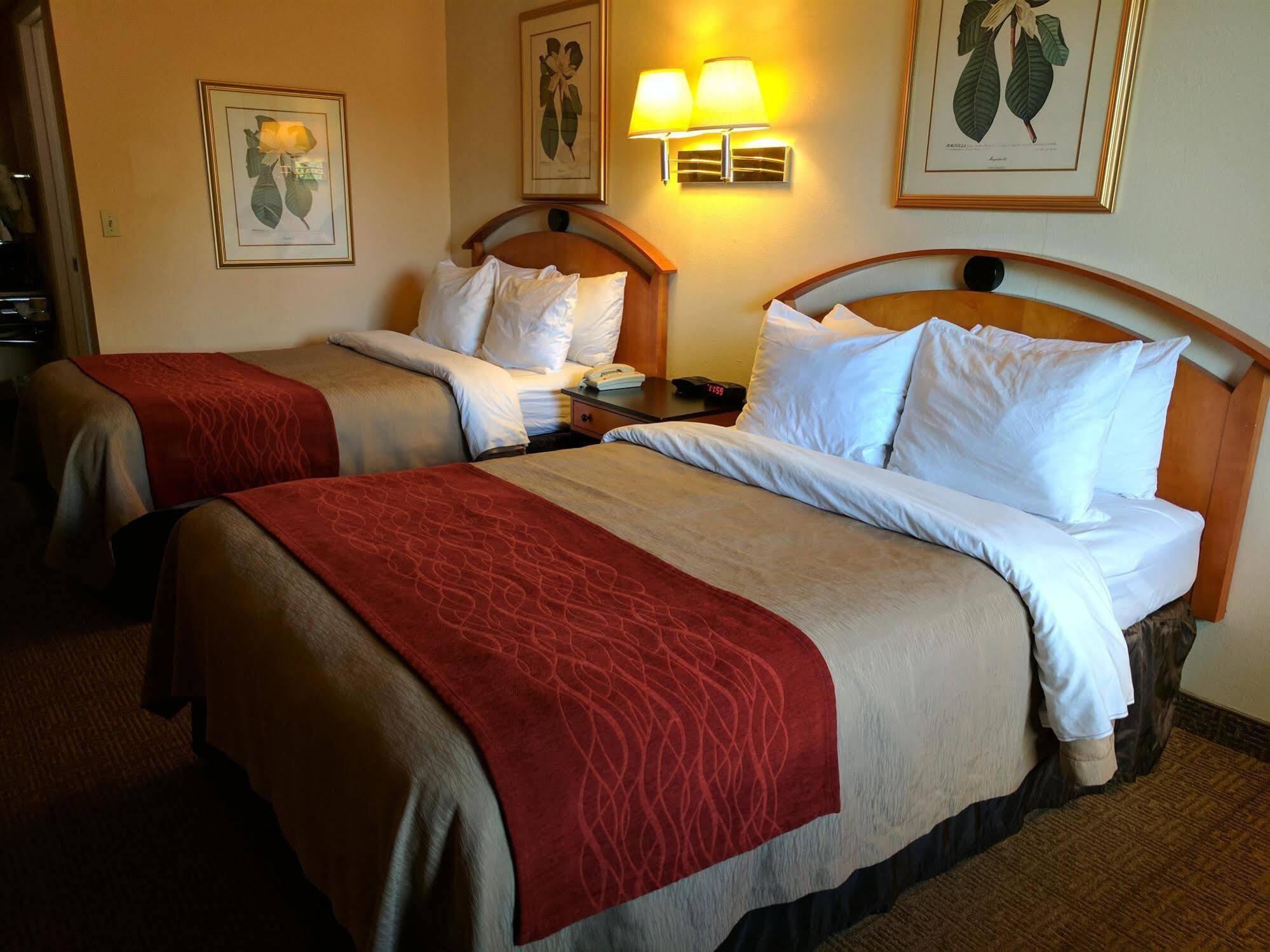 Days By Wyndham Hotel 2*