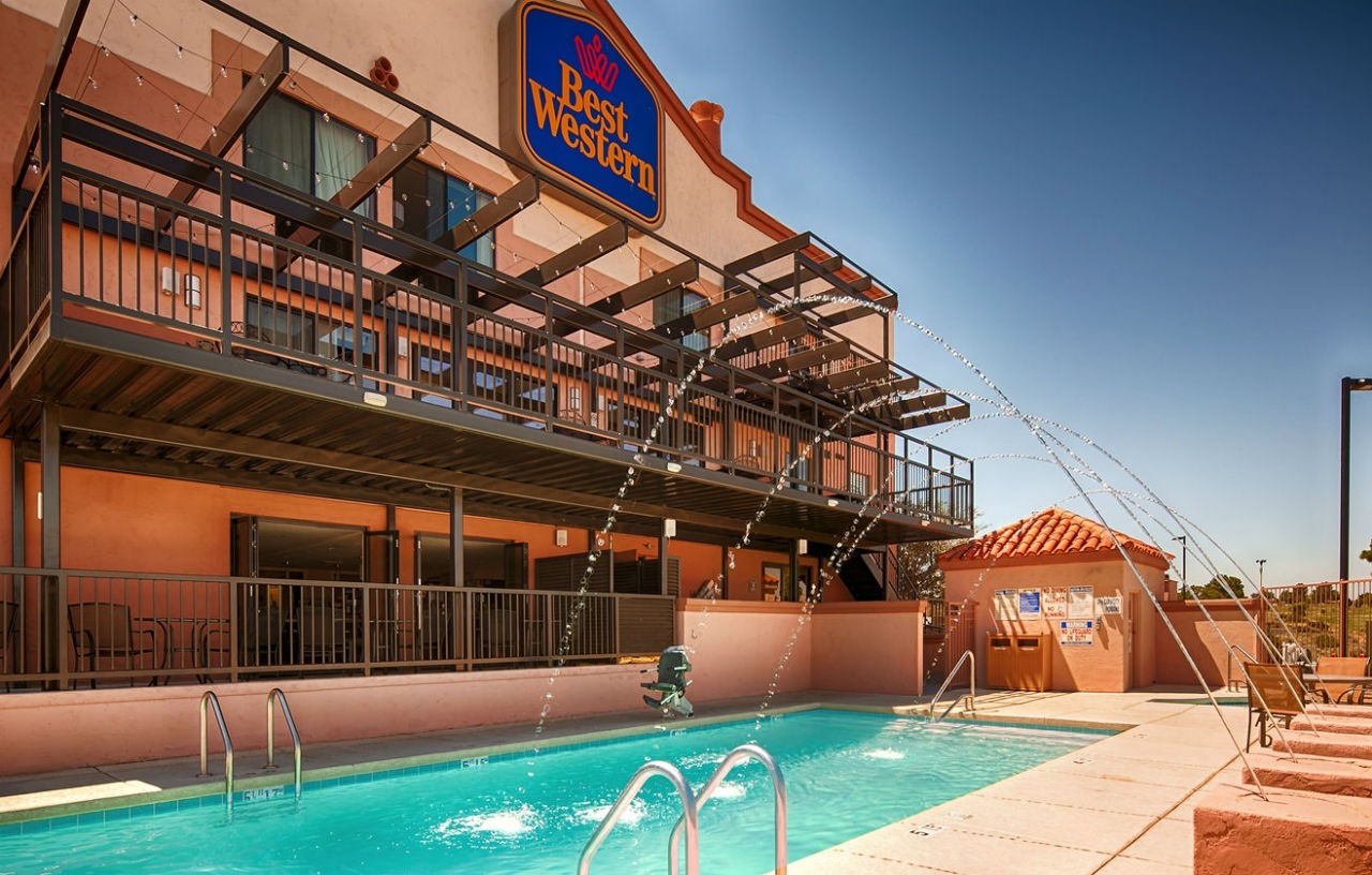 Hotel Western View Of Powell