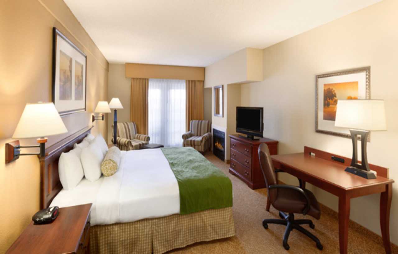 Country & By Radisson, Mesa, Az 3*
